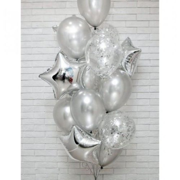 Фонтан шаров "Сильвер мун" в Томске