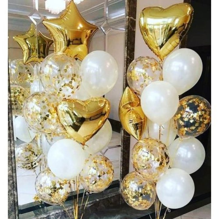 Фонтан шаров "Привет, это я" в Томске