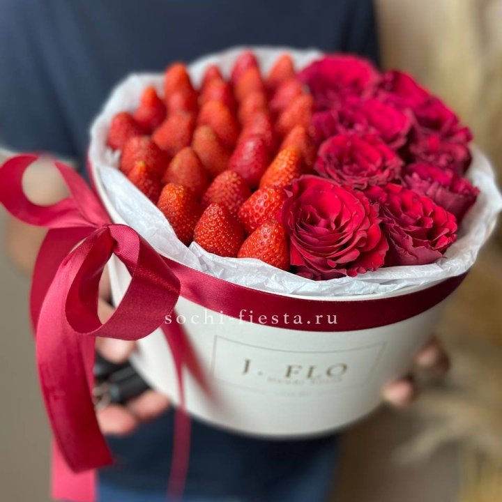 Клубничный бокс №1 в Томске