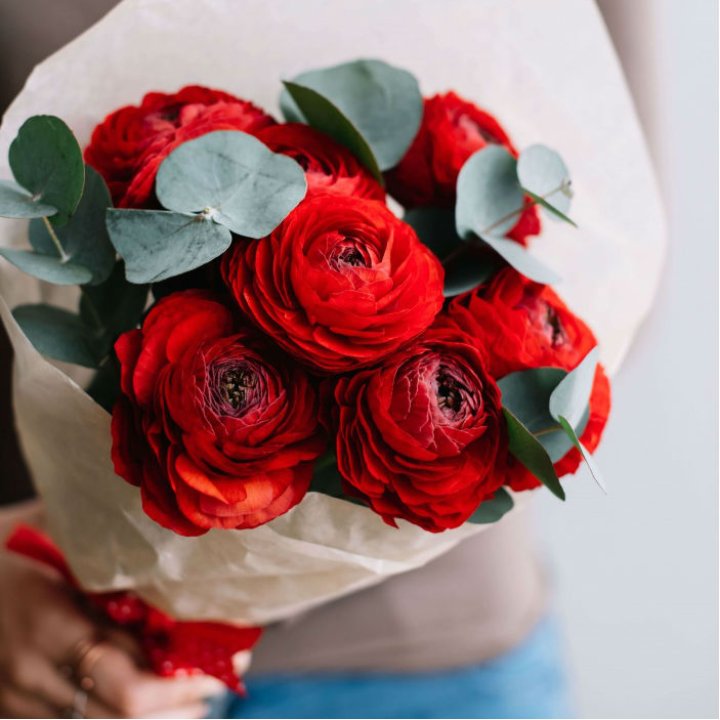 Букет ранункулюсов  в Томске