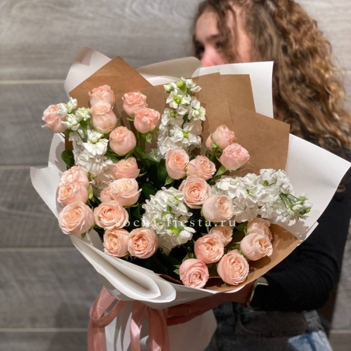 Букет бомбасти и маттиола в Томске