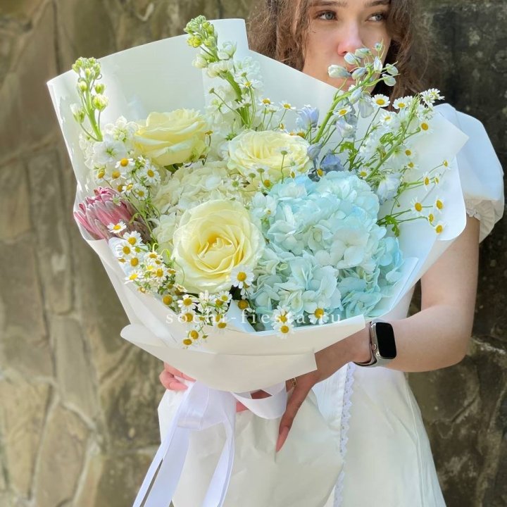 Дизайнерский букет №27 в Томске