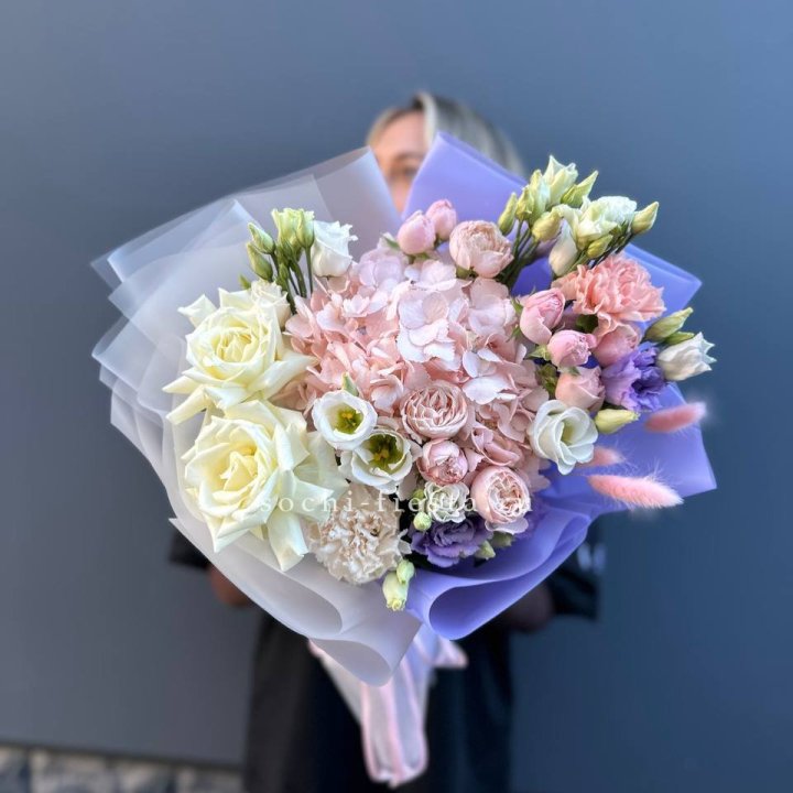 Букет "Виолет дрим" в Томске