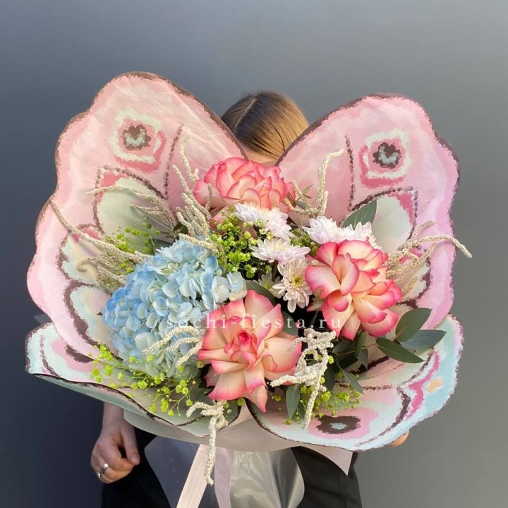 Дизайнерский букет бабочка №5 в Томске