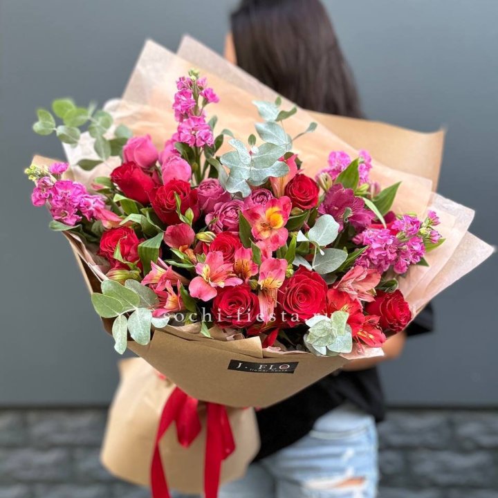 Дизайнерский букет №3 в Томске