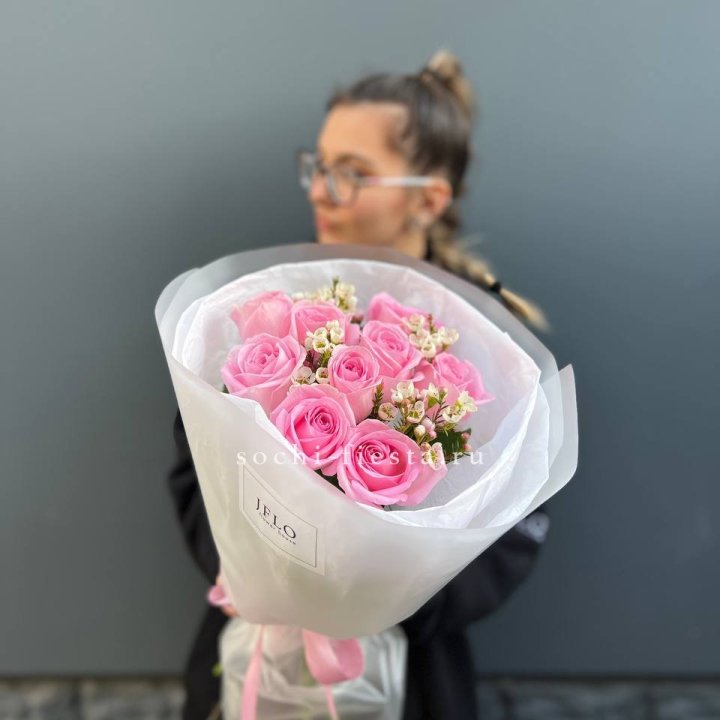 Букет розовых роз  в Томске