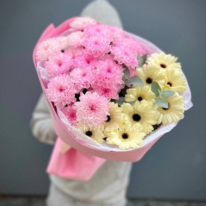 Дуо хризантем и гербер в Томске