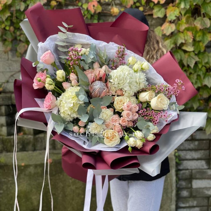 Авторский букет с протеей №1 в Томске