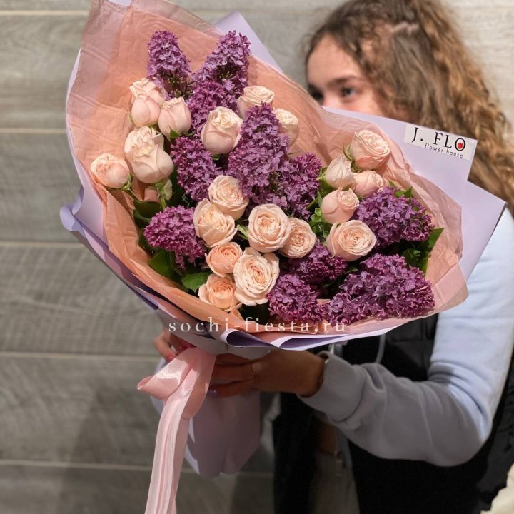 Букет "Лиловая весна" в Томске