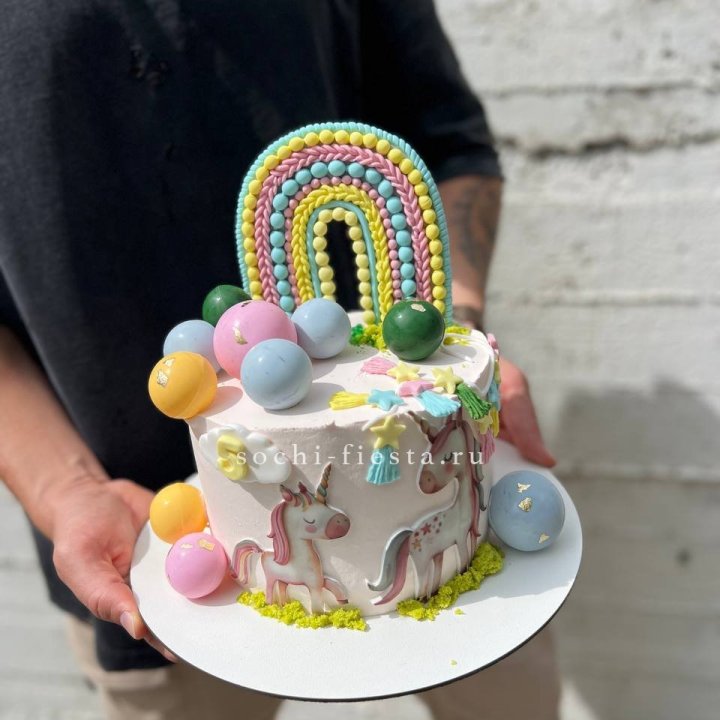 Торт "Радуга с единорогом" в Томске