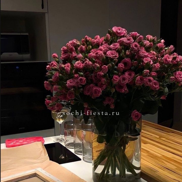 Цветочная подписка "Пакет большой" в Томске