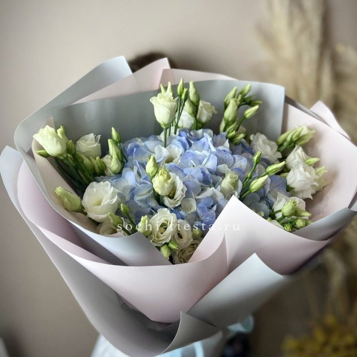 Букет с гортензией "Адель" в Томске