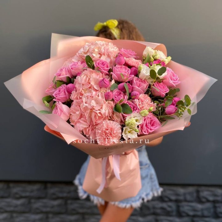 Авторский букет "Восторг" в Томске