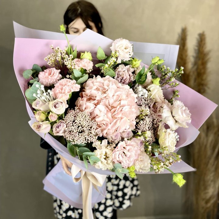 Дизайнерский букет "Трели кримс" в Томске