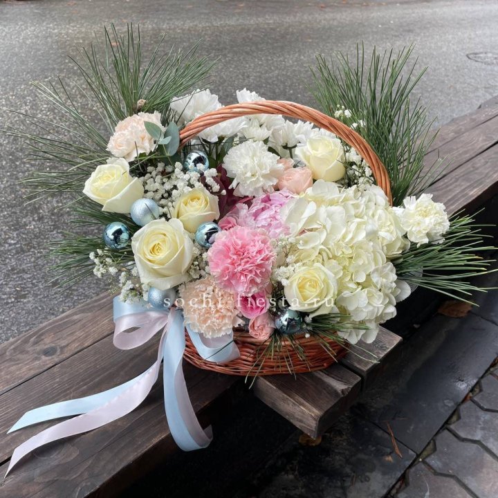 Новогодняя корзина  в Томске