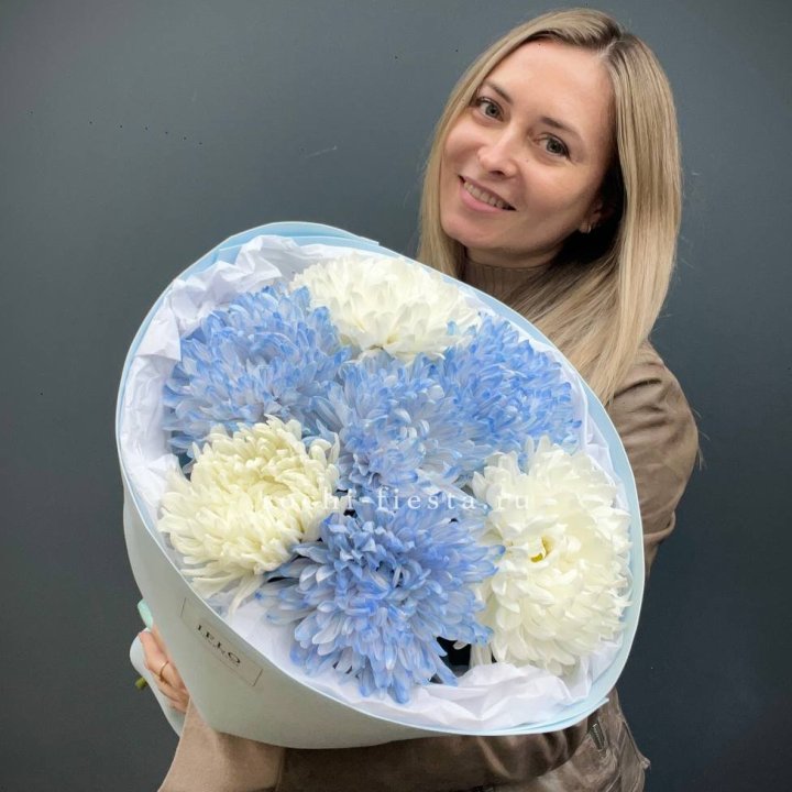 Букет из 7 хризантем  в Томске