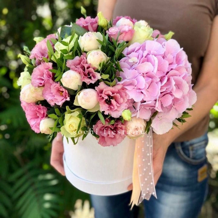 Дизайнерский цилиндр №2 в Томске