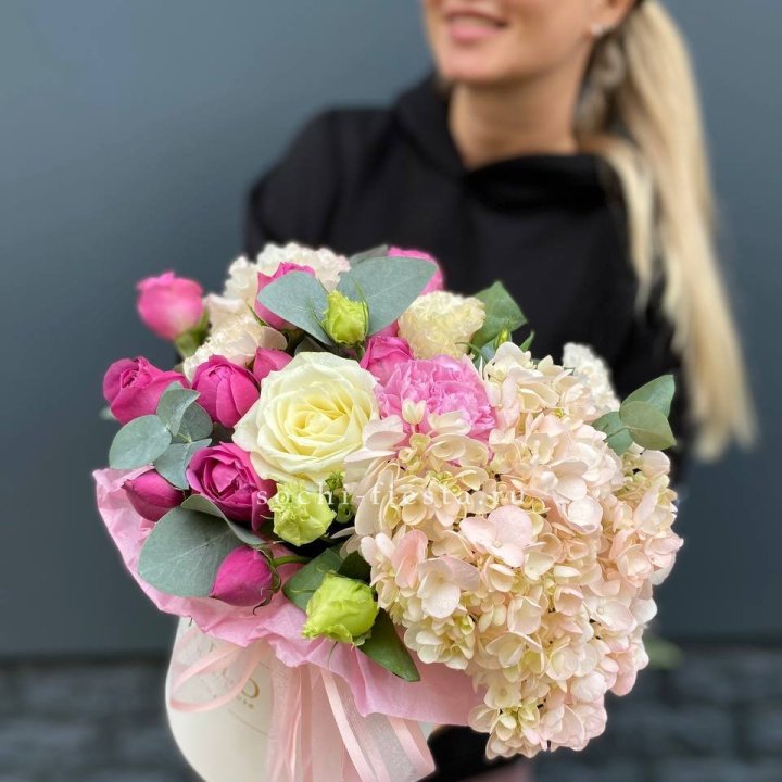 Дизайнерский цилиндр №4 в Томске