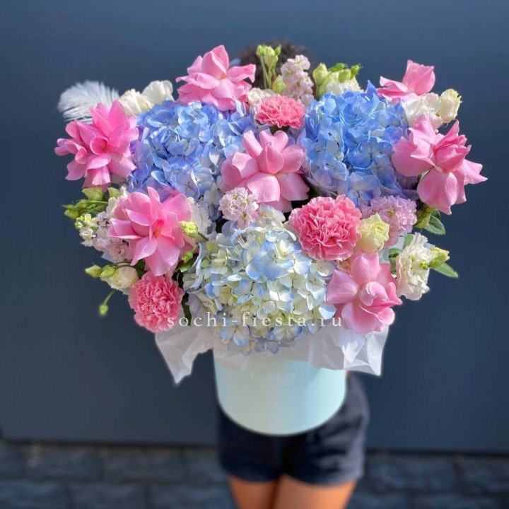 Коробка с цветами "Лемия" в Томске