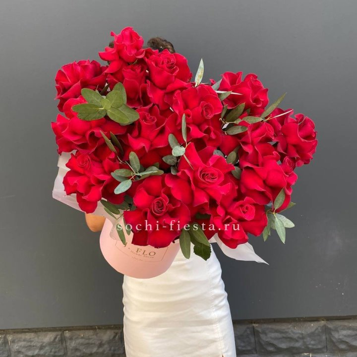 Бокс из 17 французских роз в Томске