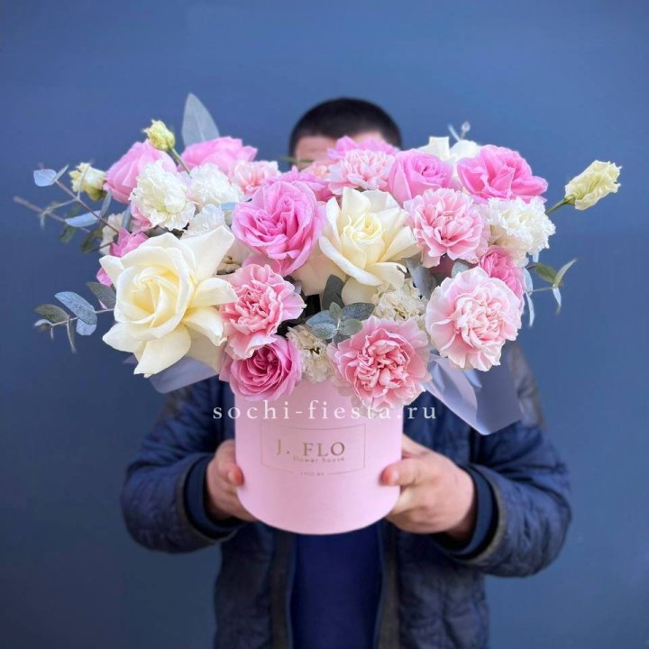 Цветочный бокс "Памела" в Томске