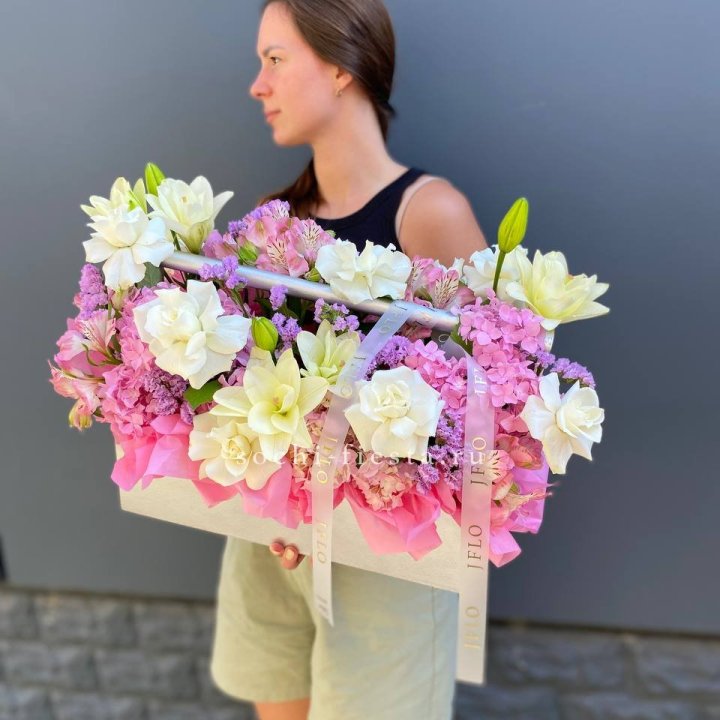 Большой бокс розовый в Томске