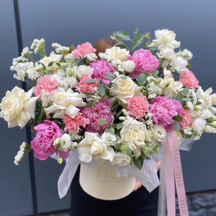 Дизайнерский бокс "Амор этерна" в Томске