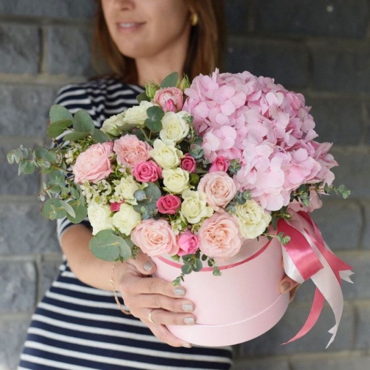 Дизайнерский цилиндр №1 в Томске