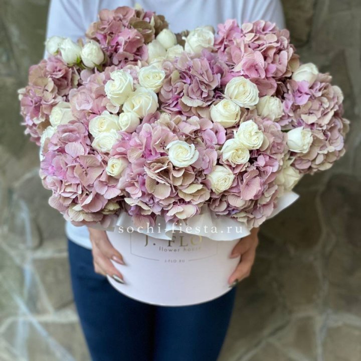 Бокс "Изобела пинк" в Томске