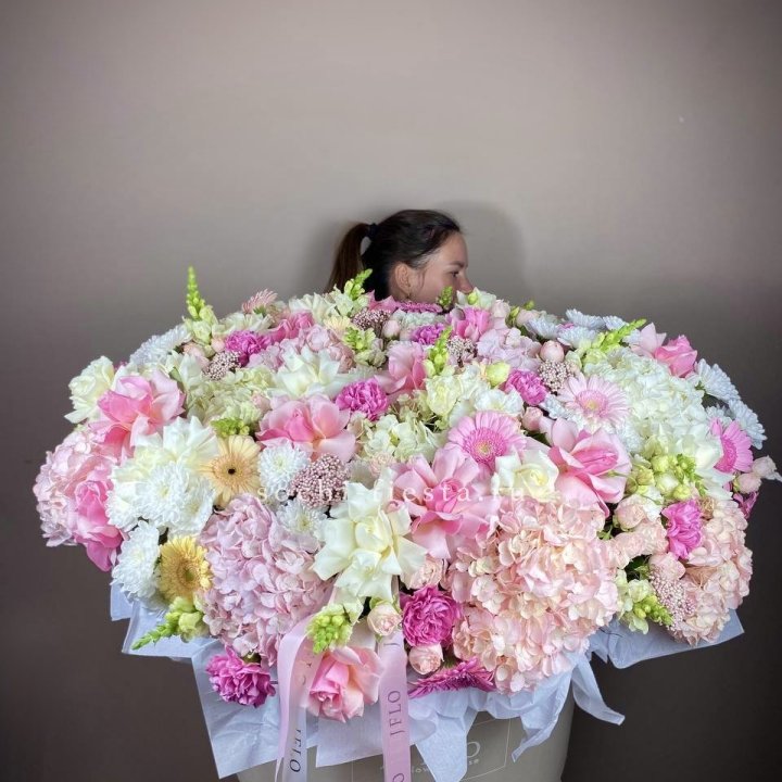 Корзина цветов «Рандеву» в Томске