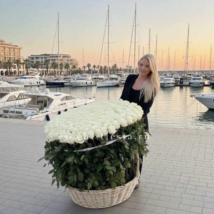 301 высокая роза в корзине в Томске