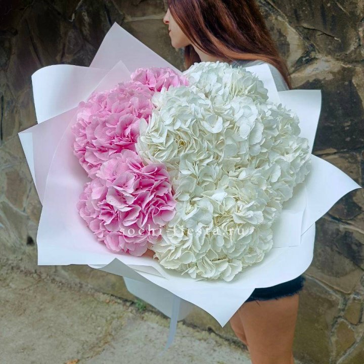 Букет гортензий №2 в Томске