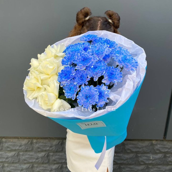 Дуо букет розы и хризантема в Томске