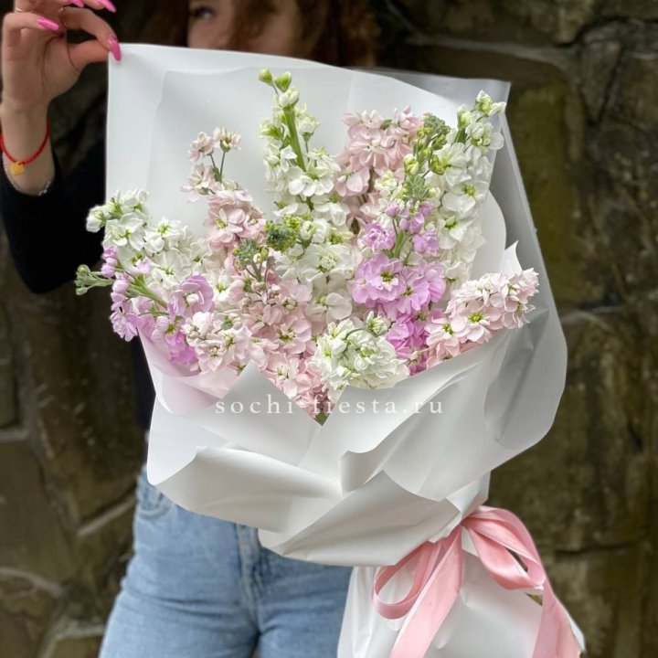 Букет маттиол №1 в Томске