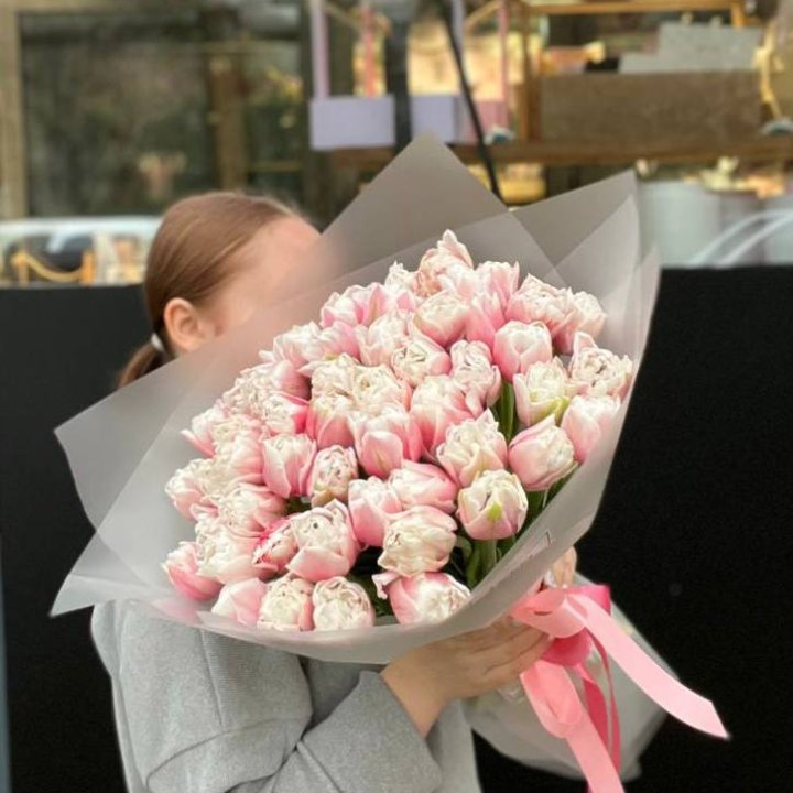 51 нежный тюльпан в Томске