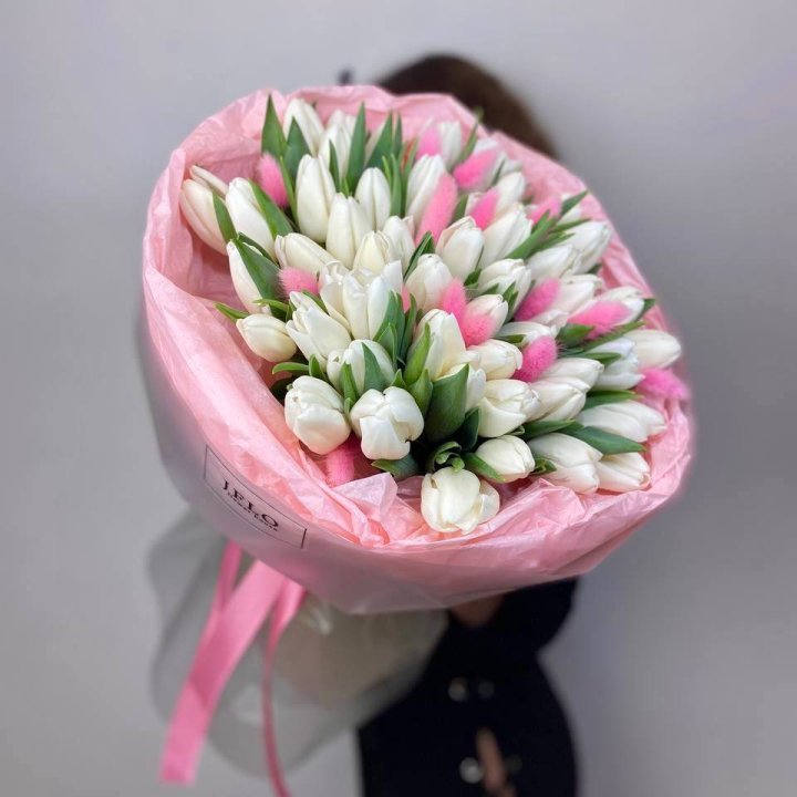 51 белый тюльпан "Рози" в Томске