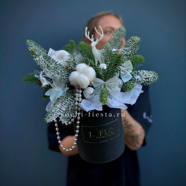 Композиция "Мери крисмас" в Томске