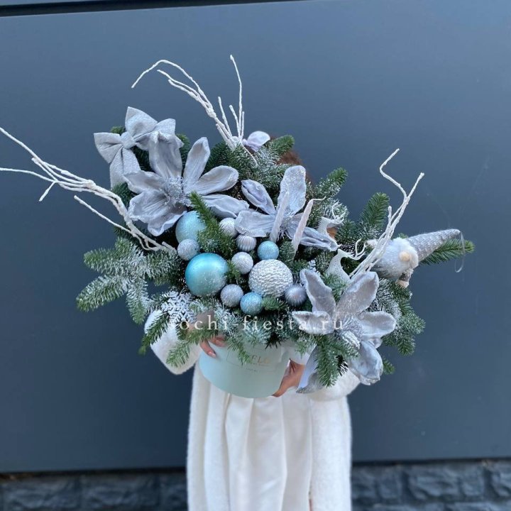 Композиция "Снежный цветок" в Томске