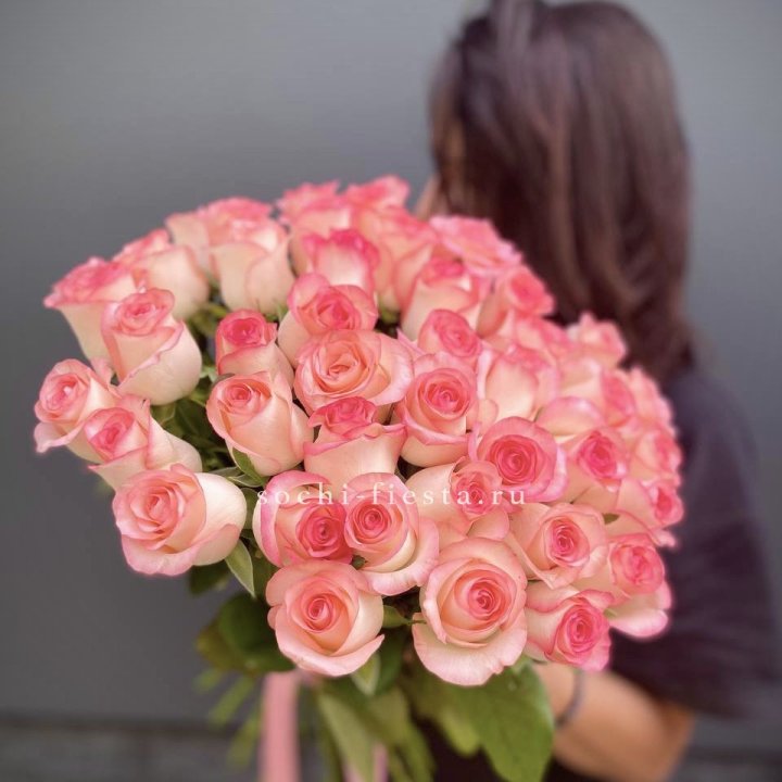 Охапка Роз Джумилия в Томске
