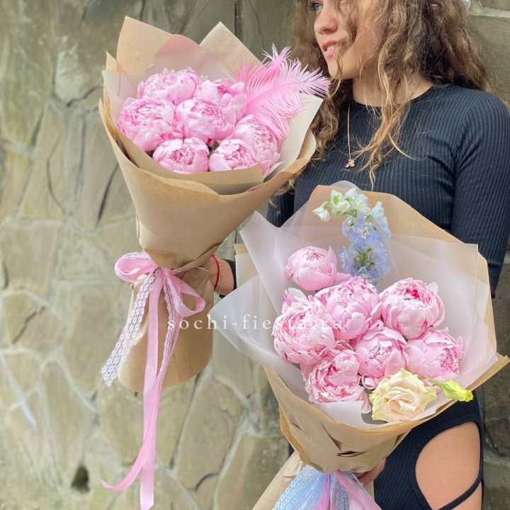 7 зефирных пионов  в Томске