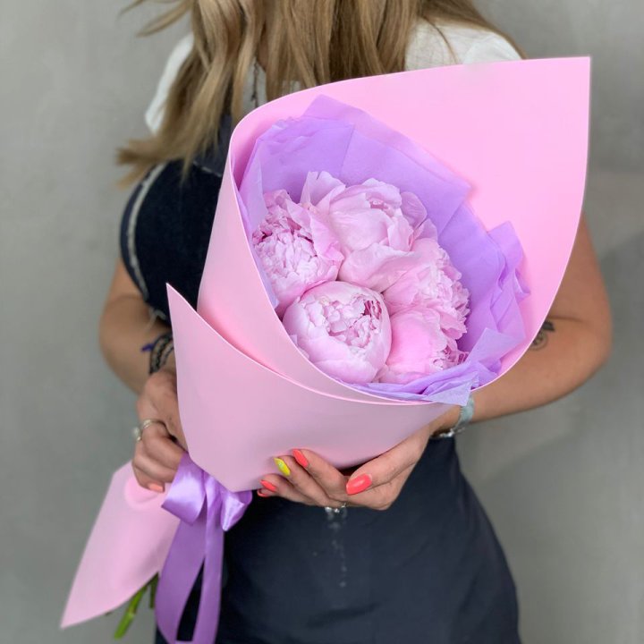 Букет пионов "Файв" в Томске
