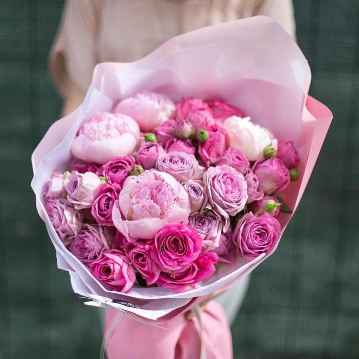 Букет с пионами "Леси" в Томске