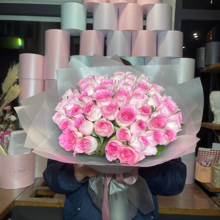  51 розовых роз в Томске