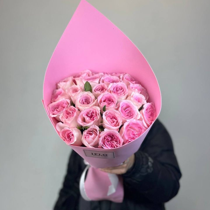 25 нежных роз в Томске