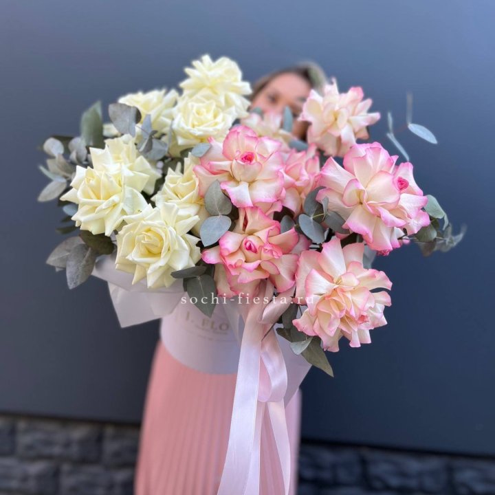 15 Французских роз в боксе в Томске