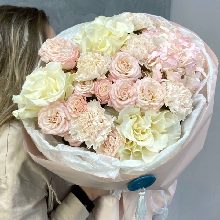 Дизайнерский букет "Джентел" в Томске