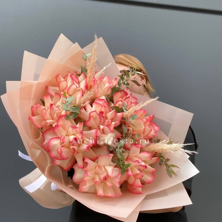 9 Французских роз Джумилия  в Томске