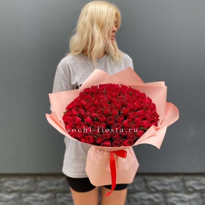 101  красная кенийская роза  в Томске