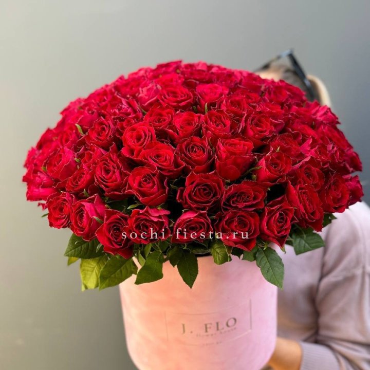 101 кенийская роза в цилиндре в Томске