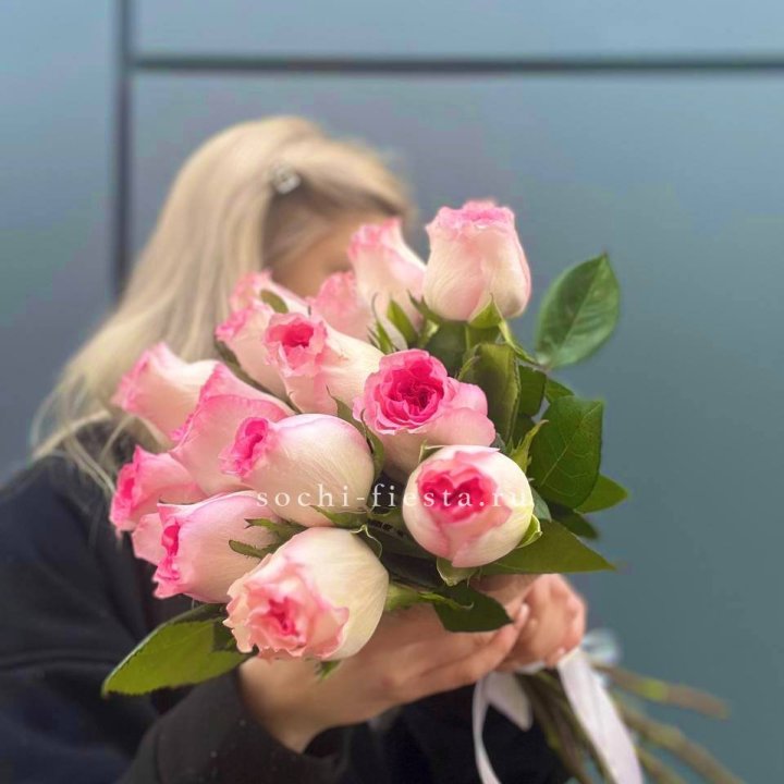 15 роз Мандала в Томске